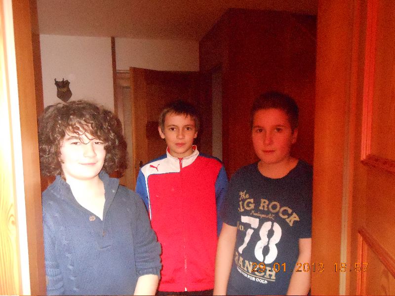 DSCN2000