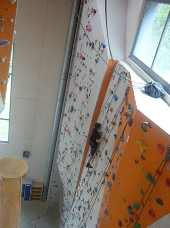 _2063105017.jpg