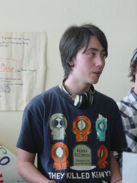 _3306304114.jpg
