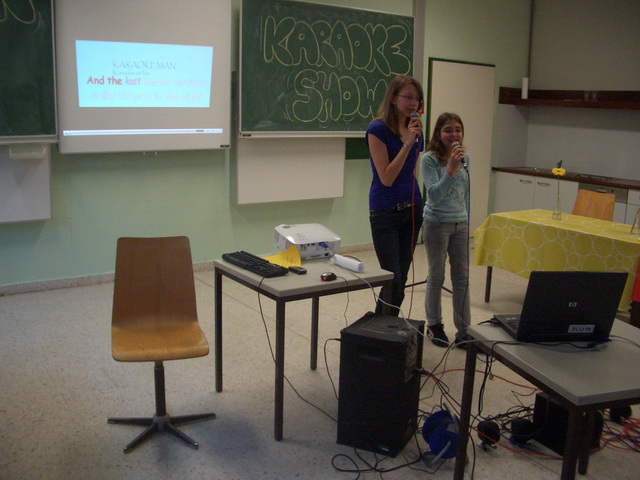 Karaoke009.JPG